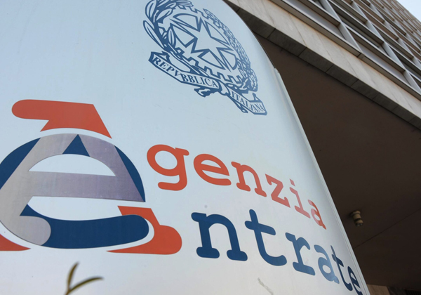 Agenzia delle Entrate condannata per ritardo.
